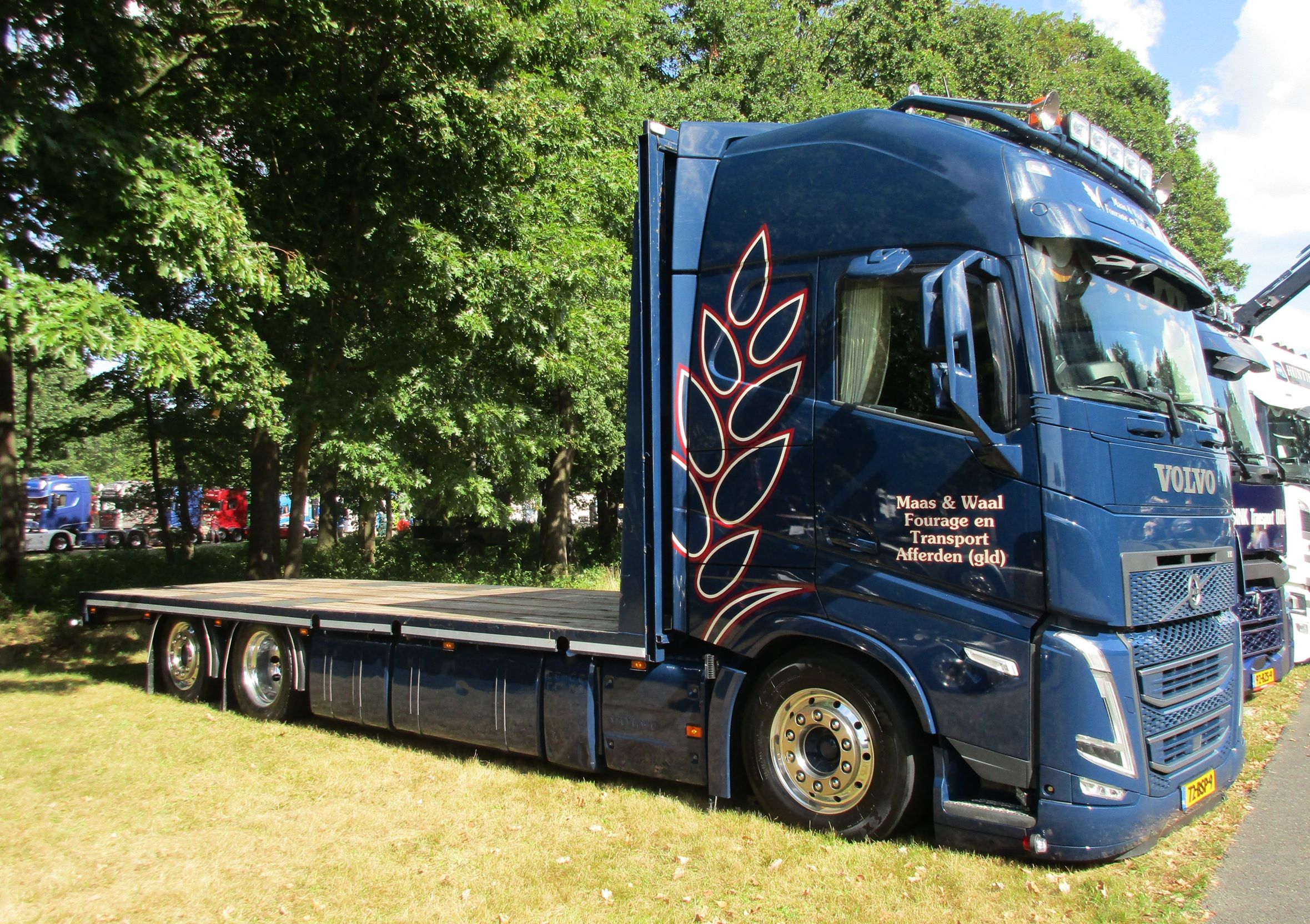 2022 Volvo FH 6x2*4 Flatbed Truck - Straw Boss 2 Maas & Waal Fourage en Transport - 2022 Volvo FH 6x2*4 flatbed truck - 2