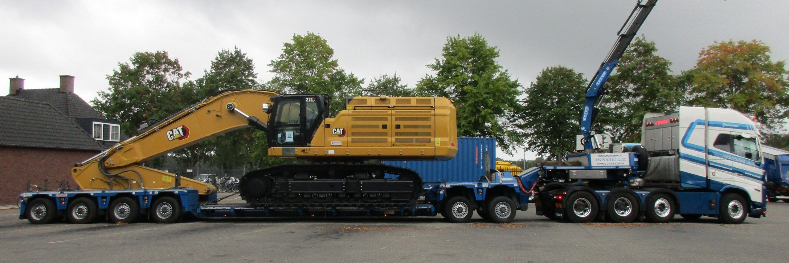 Transportbedrijf Schoones - Volvo FH16-750 8x4/4 - Nooteboom 2-bed-4 - Cat 374 excavator - 3