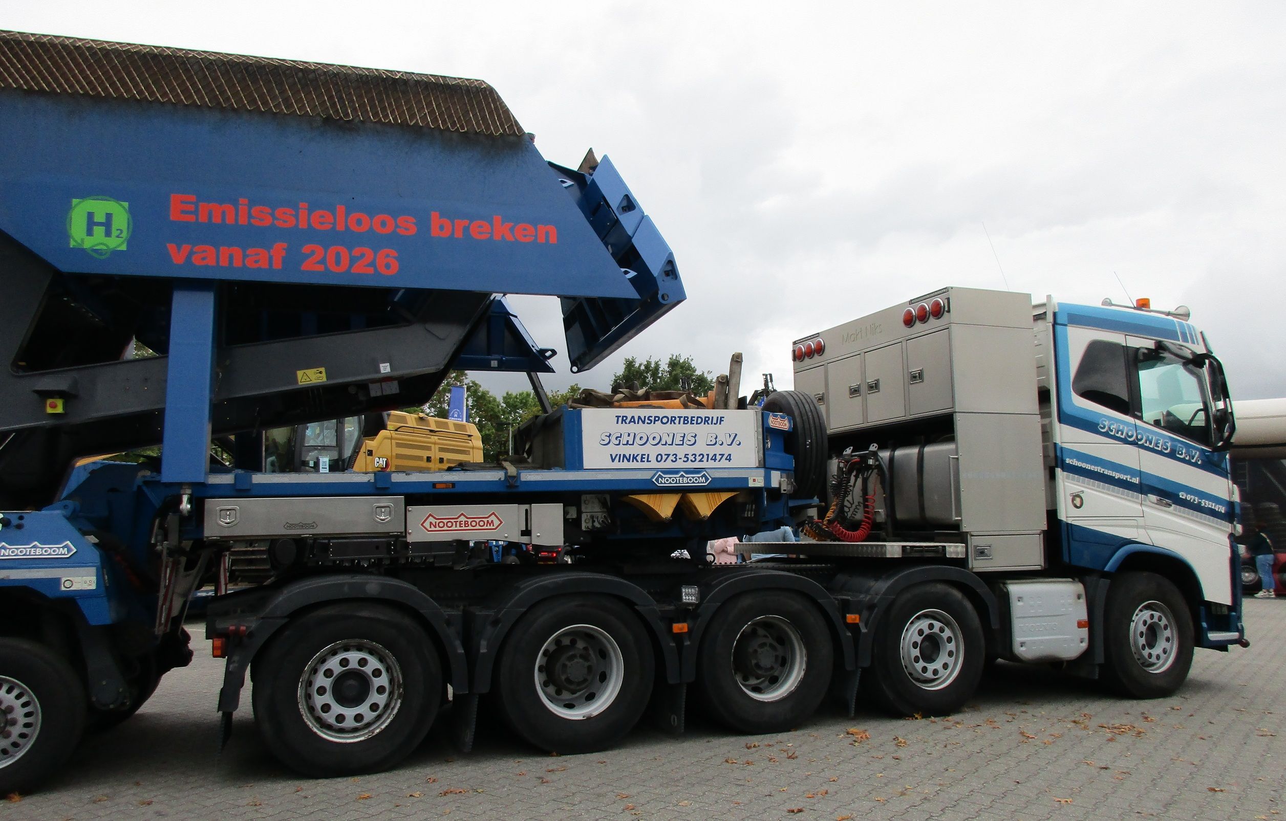CC Global: From The Files Of Transportbedrijf Schoones – The Kleemann Episode 4 Schoones - Volvo FH16-750 10x4/*6 - Nooteboom 1-bed-5 - Kleemann impact crusher - 4