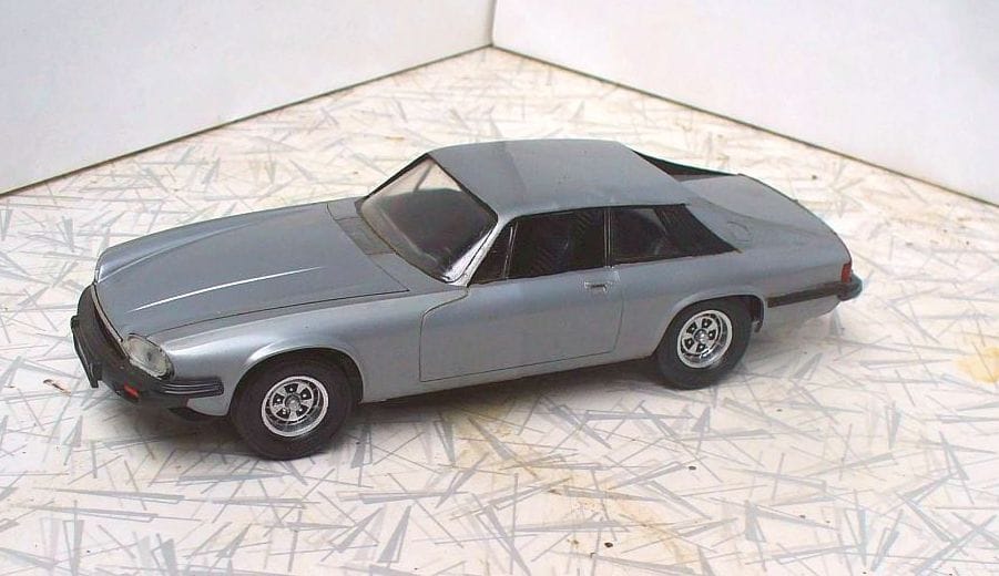 XJS1
