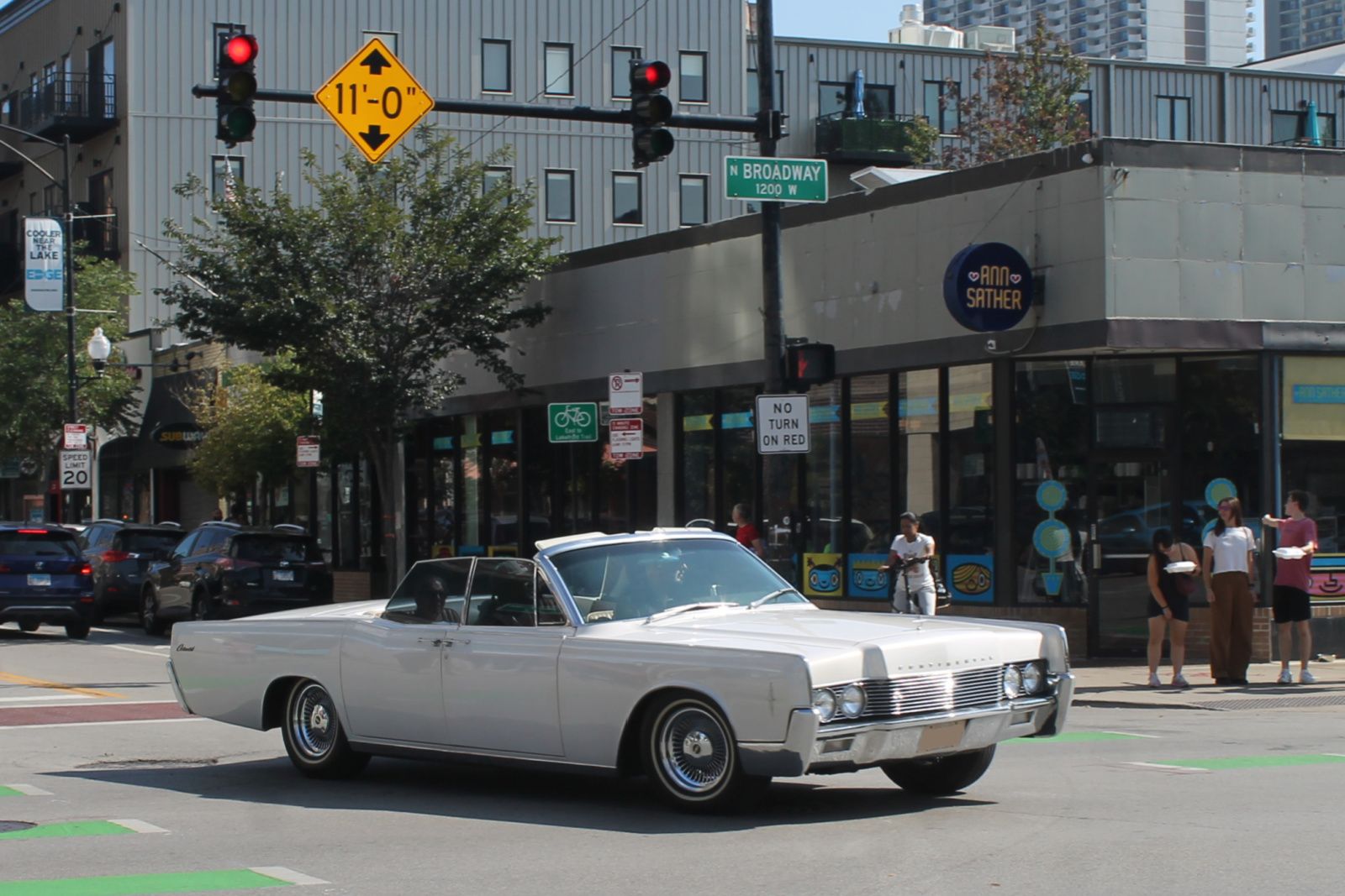 Curbside Musings: 1966 Lincoln Continental Convertible – Living Larger 4 1966 Lincoln Continental convertible. Edgewater, Chicago, Illinois. Sunday, September 28, 2025.