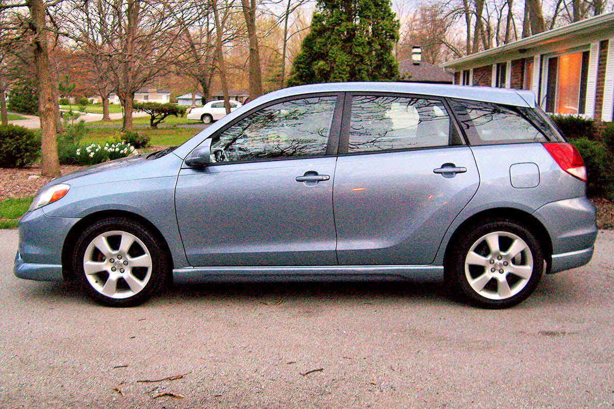 Photo of a blue 2003 Toyota Matrix