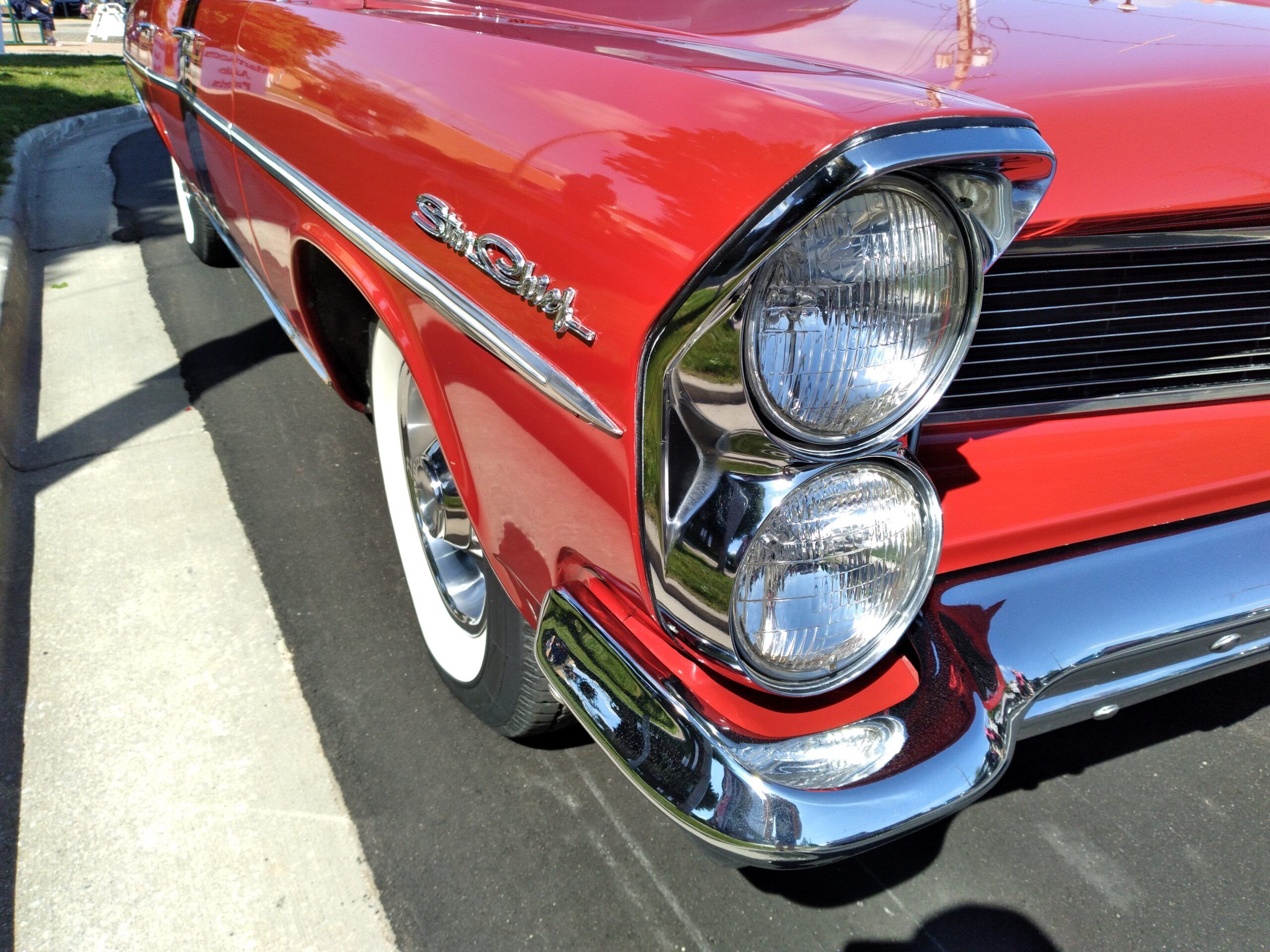 1963 Pontiac Star Chief Vista Four-Door Hardtop: The Forgotten Middle Child 9 Photo of 1963 Pontiac Star Chief's stacked headlights