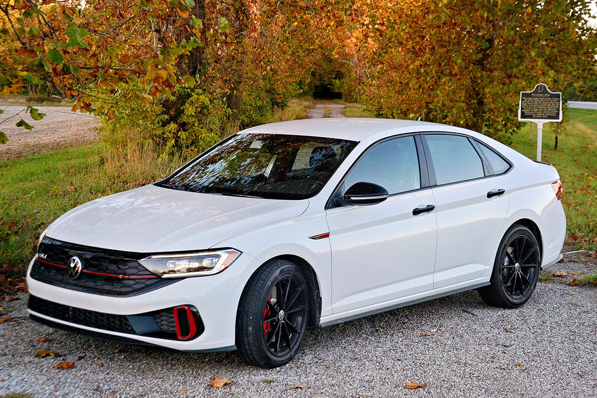 2024 Volkswagen Jetta GLI, 40th Anniversary Edition: Pure, Uncomplicated Joy 2 2024 GLI 2