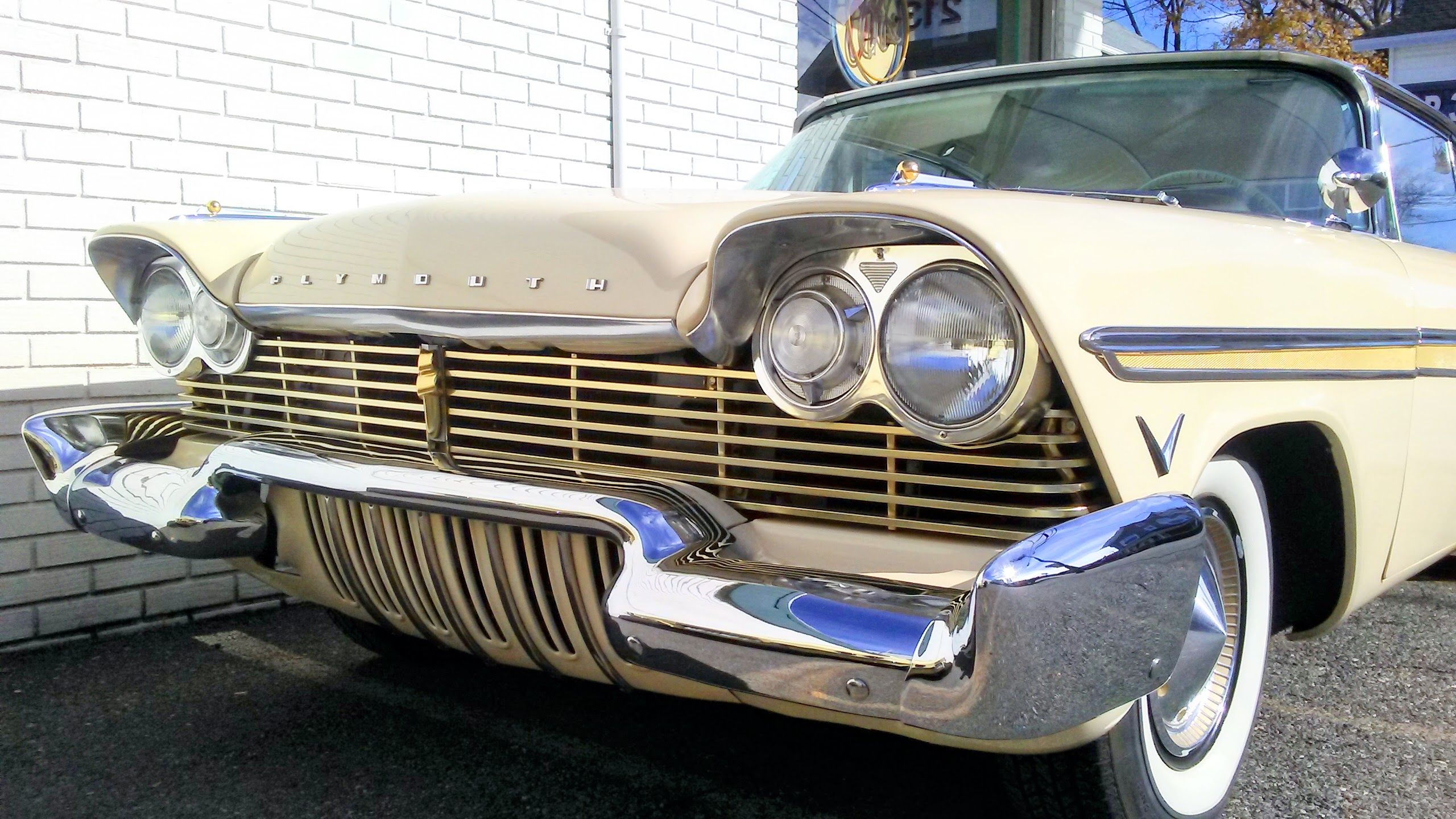 1957 Fury by Plymouth: Resplendent in Buckskin Beige and Gold 1 Front three quarter view of a 1957 Plymouth Fury