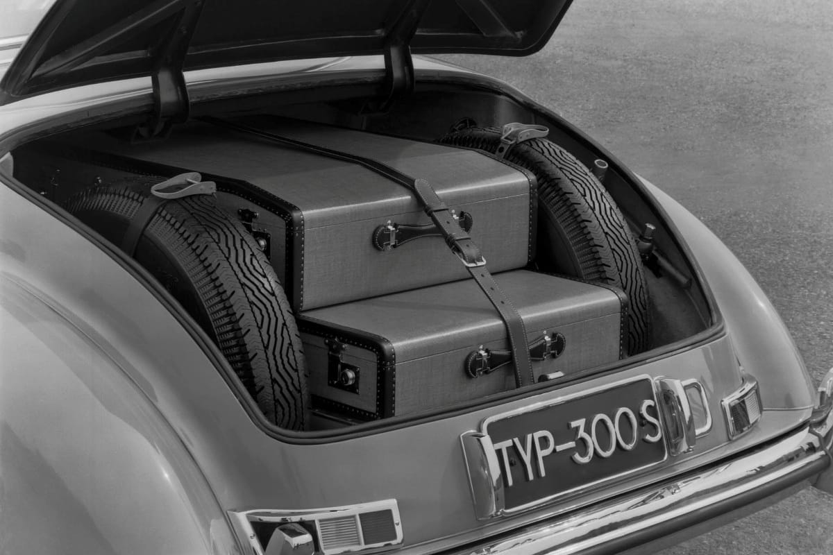 Curbside Classic: 1955 Mercedes-Benz 300 S (W188) Coupé – One And Only 11 300S luggage