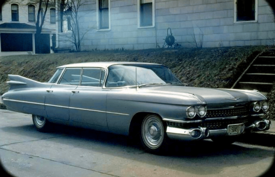 When Chrome Ruled: Classic 1950s GM Cars In Vintage Photos 22 Captura de pantalla 2024 07 25 00.25.49