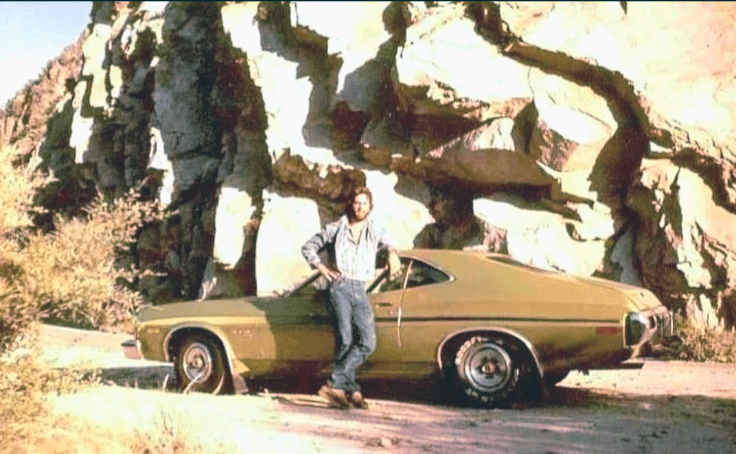 A Gallery Of Readers' Vintage Photos From The 1960s, 1970s, And 1980s 17 Captura de pantalla 2025 02 22 02.12.58