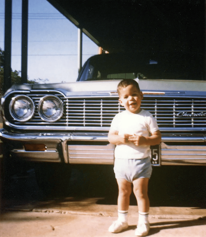 A Gallery Of Readers' Vintage Photos From The 1960s, 1970s, And 1980s 6 Captura de pantalla 2025 06 17 00.19.11