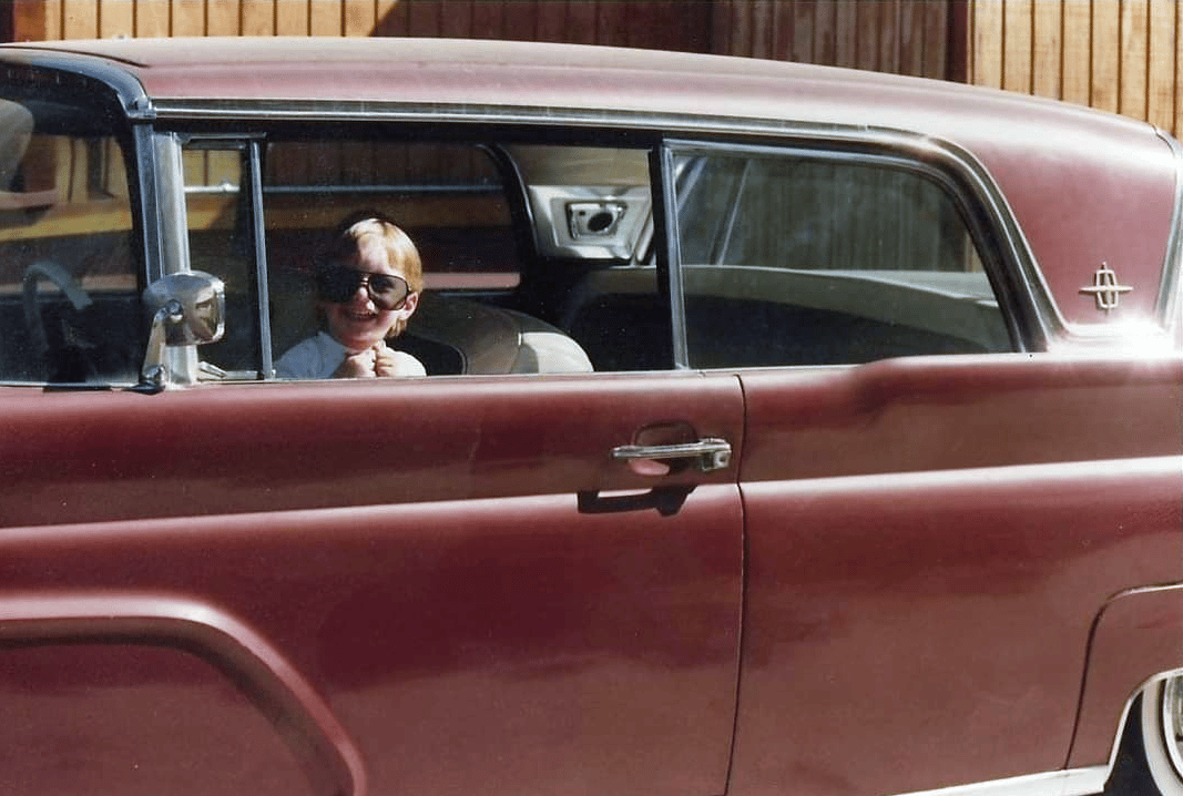 A Gallery Of Readers' Vintage Photos From The 1960s, 1970s, And 1980s 5 Captura de pantalla 2025 06 17 00.21.04