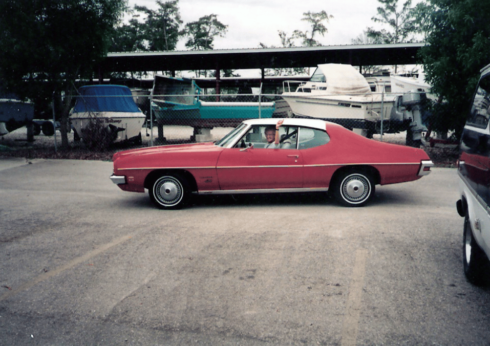 Pontiacs In Their Prime: Vintage Photos From The 1960s And 1970s 13 Captura de pantalla 2025 10 13 04.36.08
