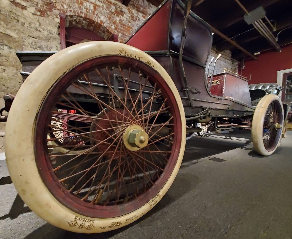 Museum Classics: A Glimpse Inside the Larz Anderson Auto Museum 10 Diamond