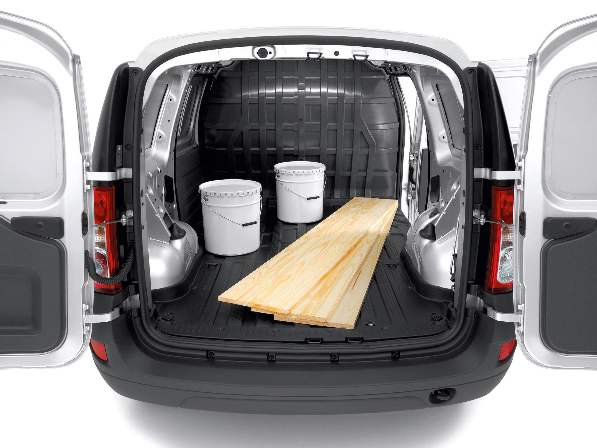 2011 Dacia Logan 1.6 Panel Van – KISS Principle 5 Cargo compartment Dacia Logan panel van