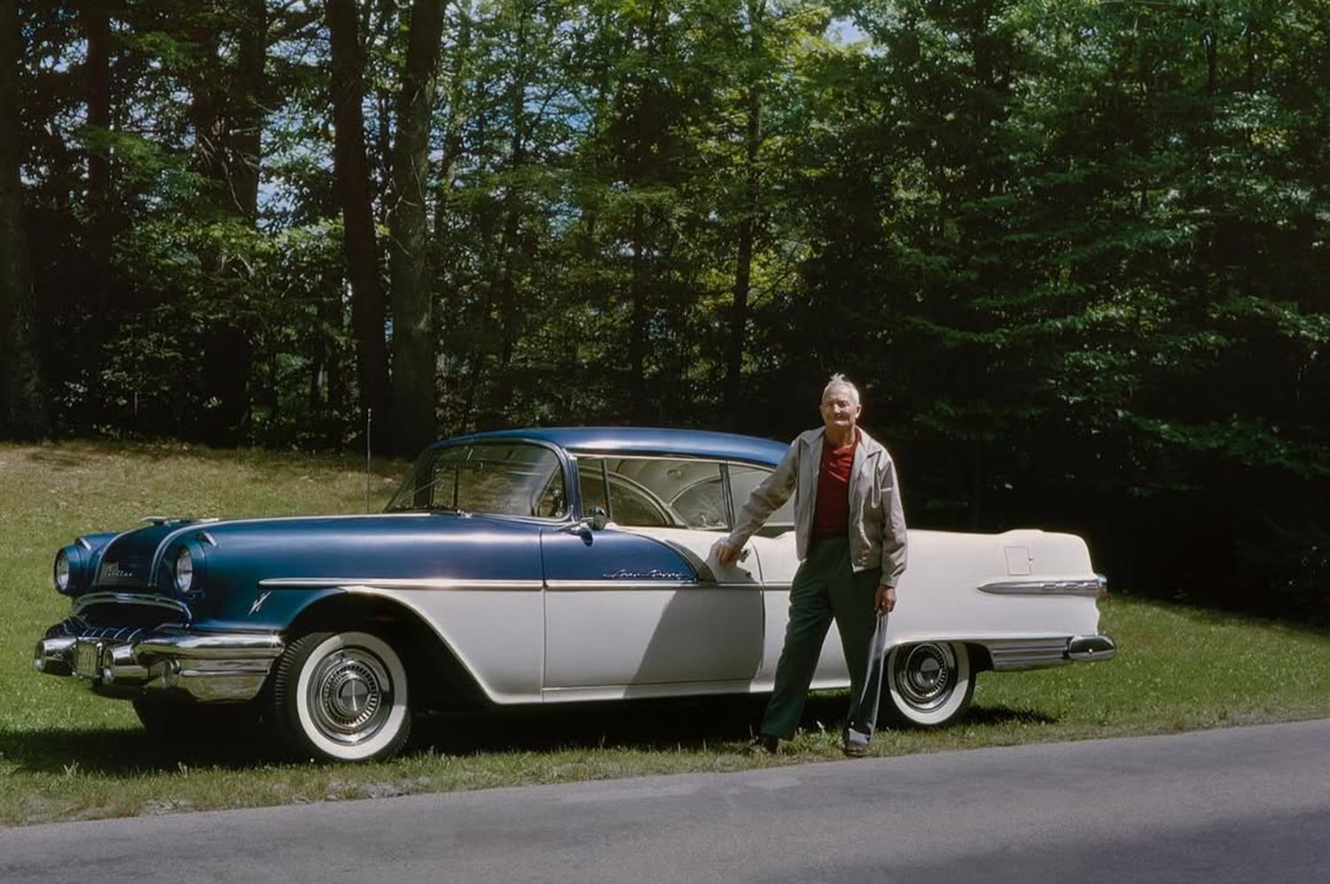When Chrome Ruled: Classic 1950s GM Cars In Vintage Photos 14 Screenshot 20251117 001419