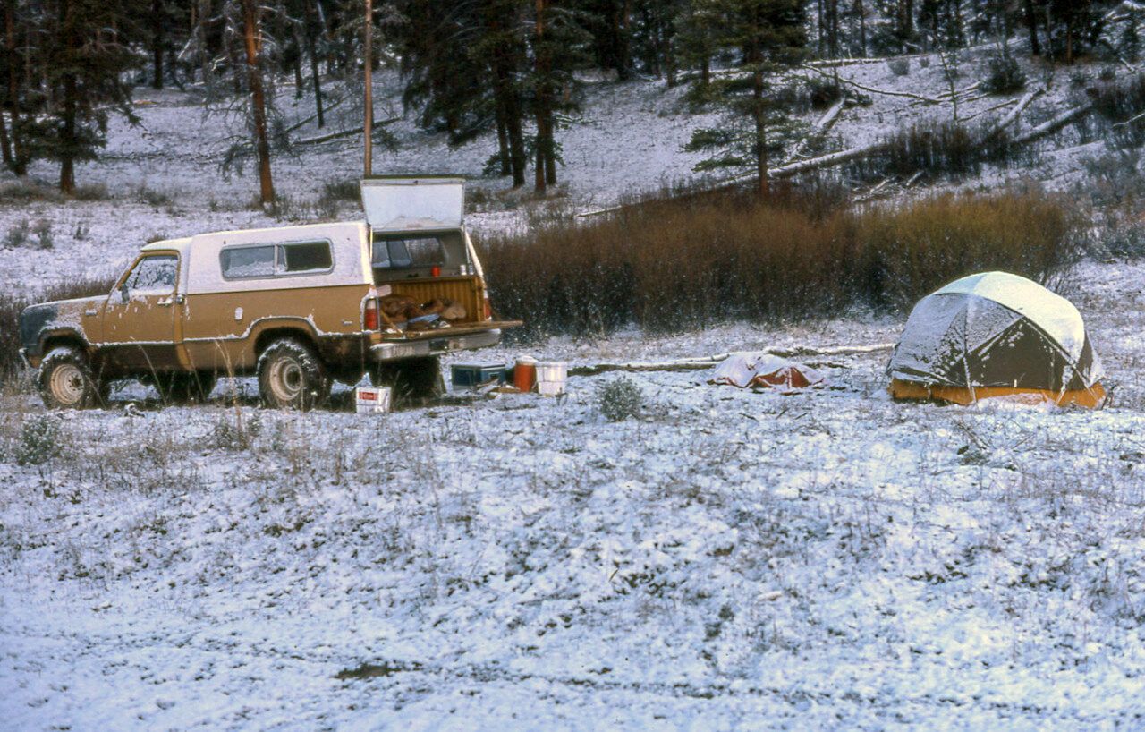 Camping Scenes From The Past In Vintage Photos - 1950s to 1970s 13 tumblr 6ba074ce94b221b5aaf1ce47f6ddfc50 26fed145 1280 e1763532837308