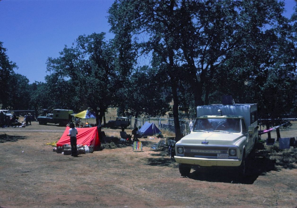Camping Scenes From The Past In Vintage Photos - 1950s to 1970s 11 tumblr 80c04b8f83c72b99826dde1e7b9da128 f404ab12 1280