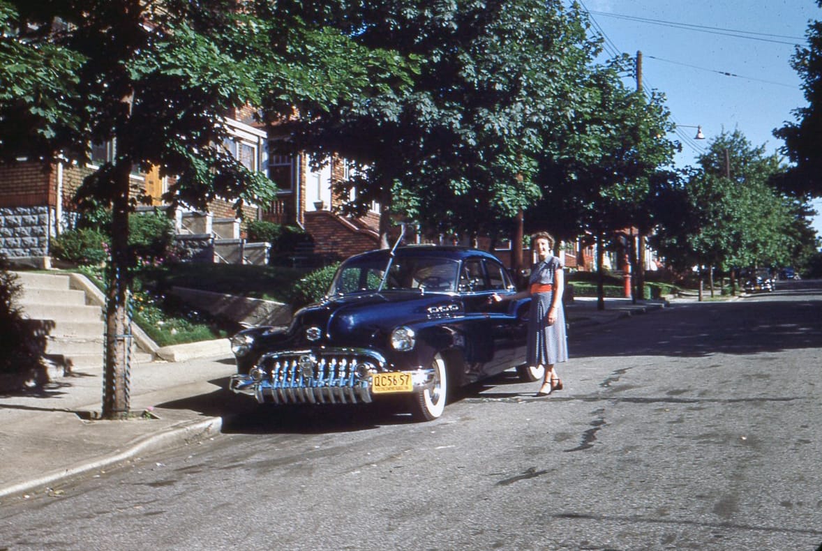 When Chrome Ruled: Classic 1950s GM Cars In Vintage Photos 2 tumblr mnqauyLlMP1s87wd1o1 1280