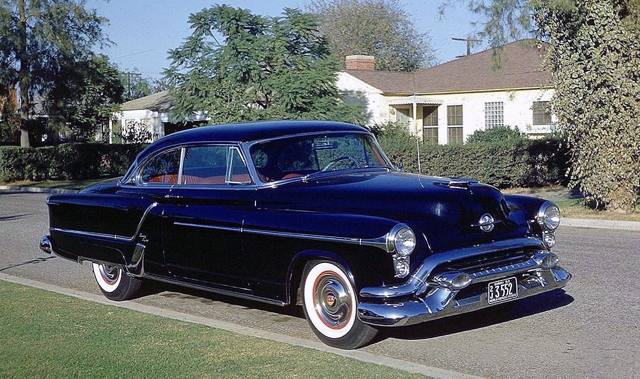 When Chrome Ruled: Classic 1950s GM Cars In Vintage Photos 6