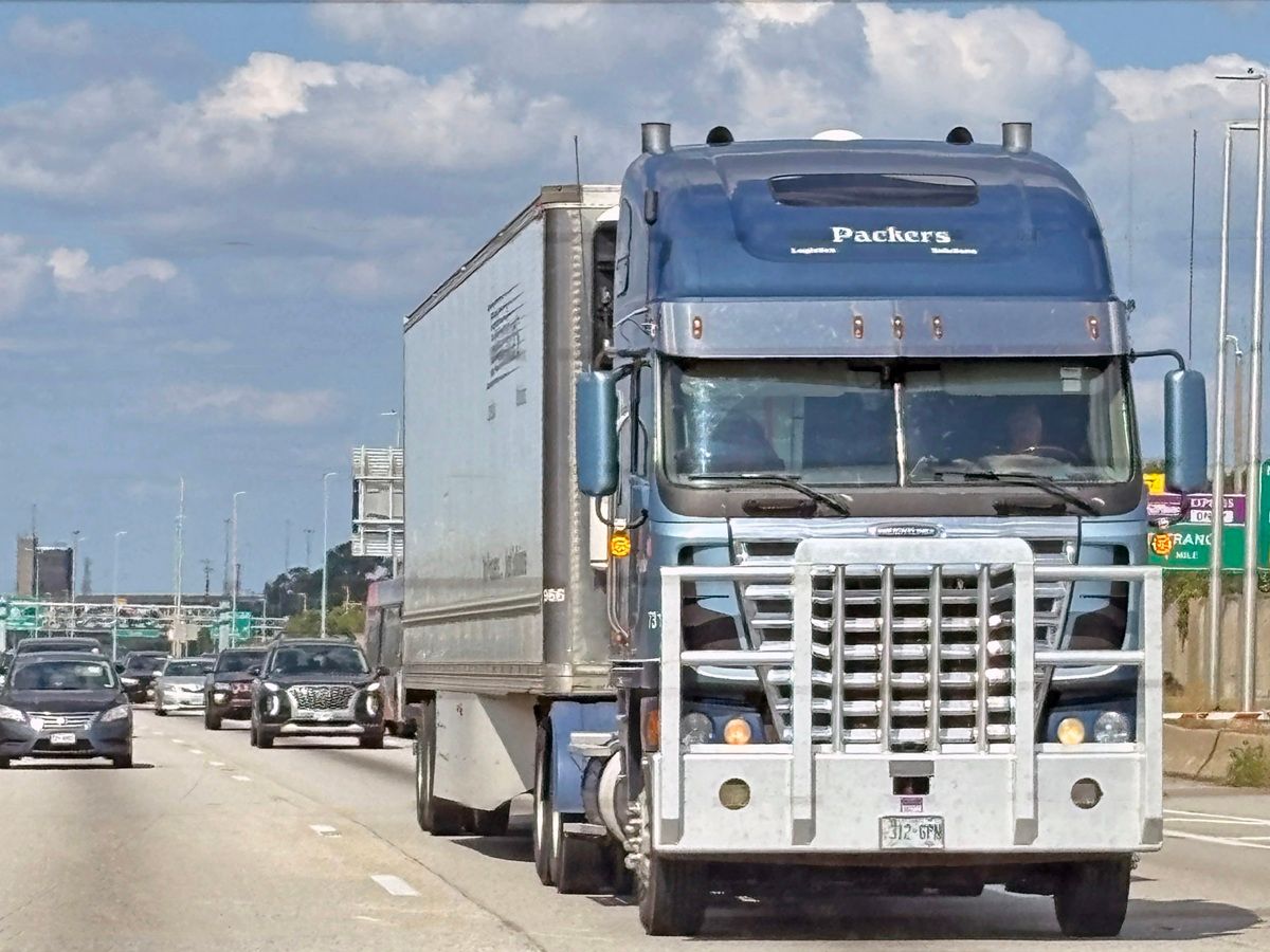 Looking Back On A Few Months of Random Finds 11 2014 Freightliner Argosy glider