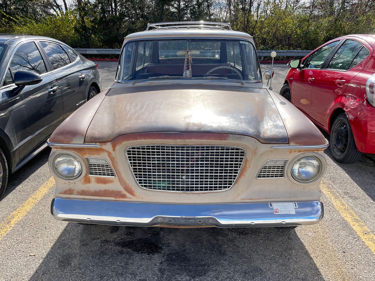1960 Studebaker Lark Two-Door Station Wagon front
