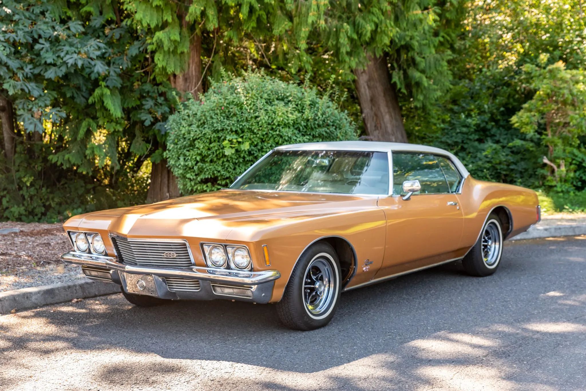 1973 Buick Riviera GS Stage 1 With Rare MaxTrac Traction Control: No Fishtailing In Your Boattail 3 Left front 3q view of an orange 1971 Buick Riviera