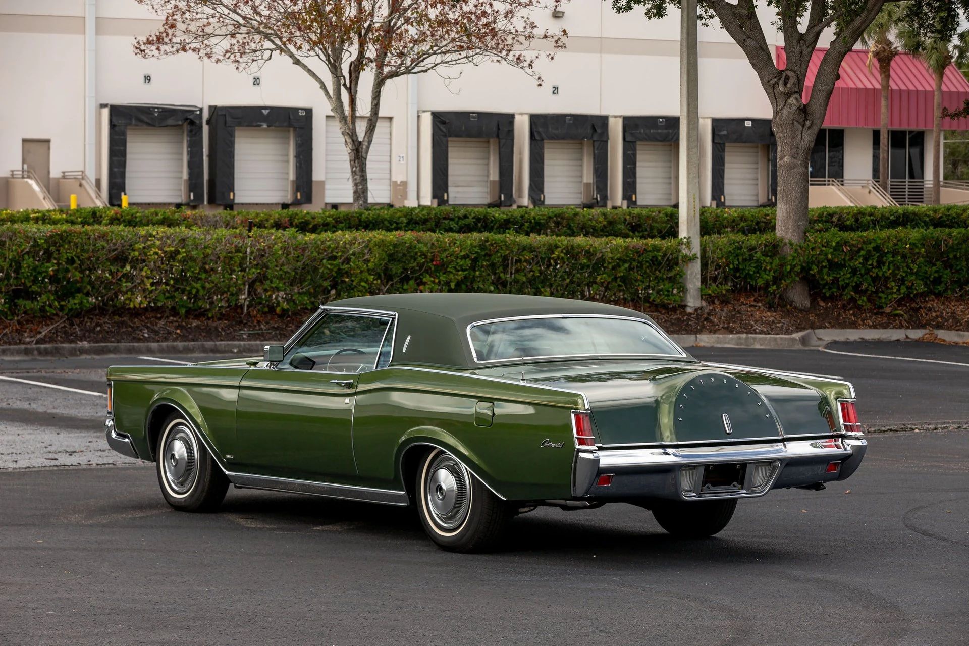 Left rear 3q view of a metallic green 1971 Mark III