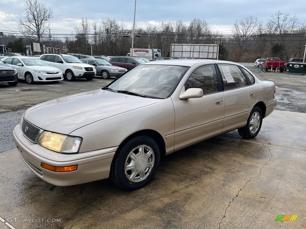 My 1995 Toyota Avalon: Toyota's First Full-Size Car Was Bigger, But Not TOO Big 1 Photo of a 1995 Toyota Avalon