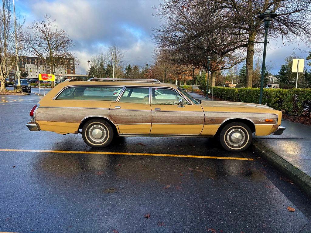 1975 Plymouth Fury Sport Suburban