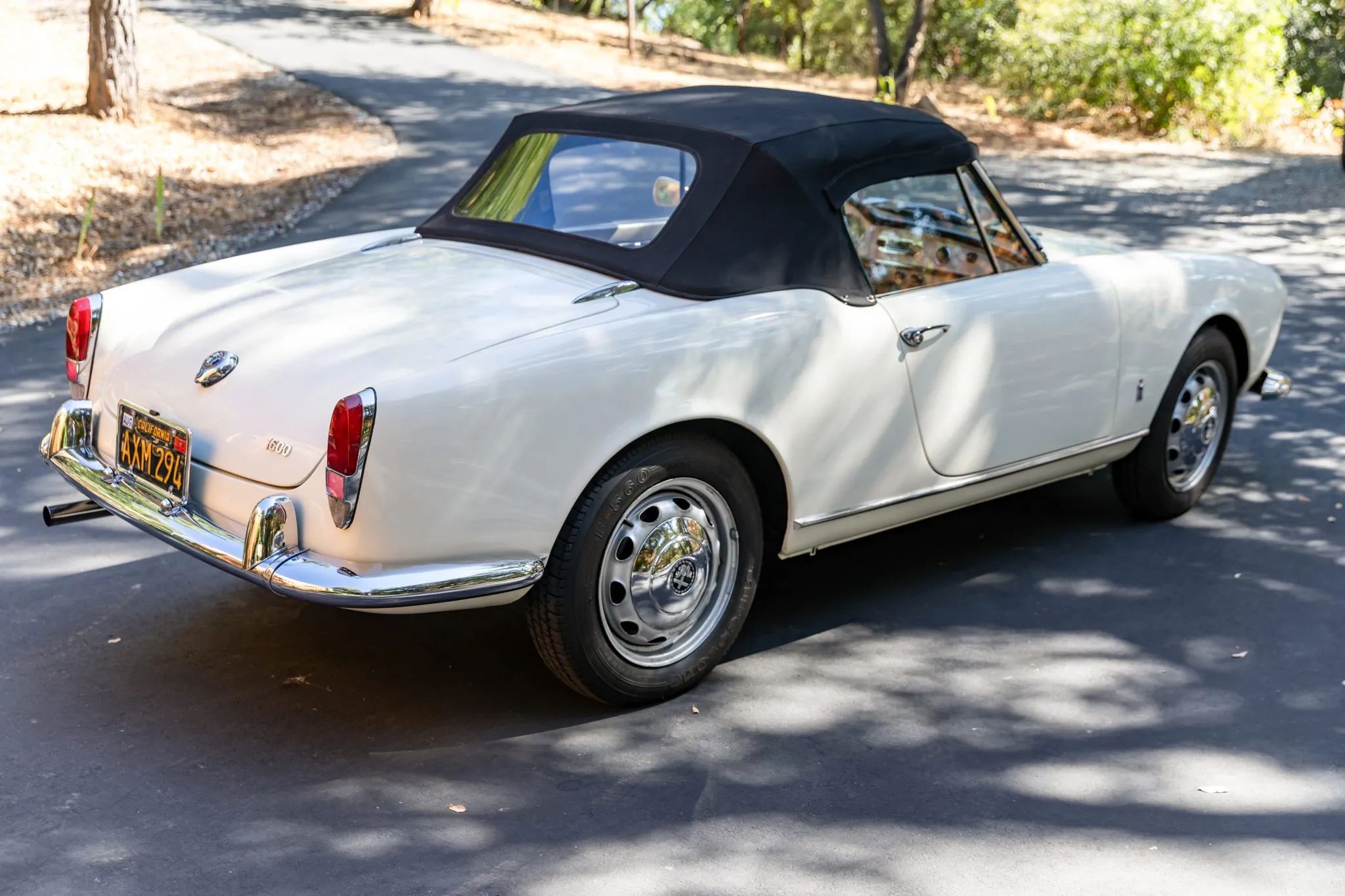 Pininfarina's Shared Language of Beauty in 1963—From Ferrari to FIAT 7 63 Giulia 2 BaT