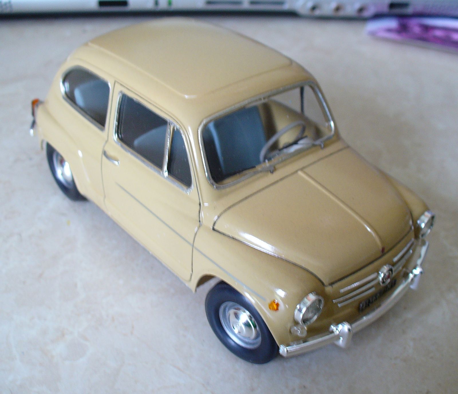 Small But Iconic: A Gallery Of Mini Car Models 7 Fiat600.5
