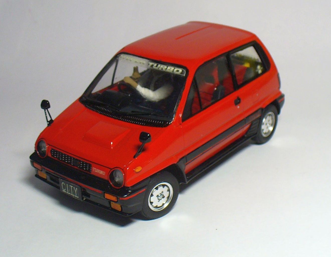 Small But Iconic: A Gallery Of Mini Car Models 16 SCity3