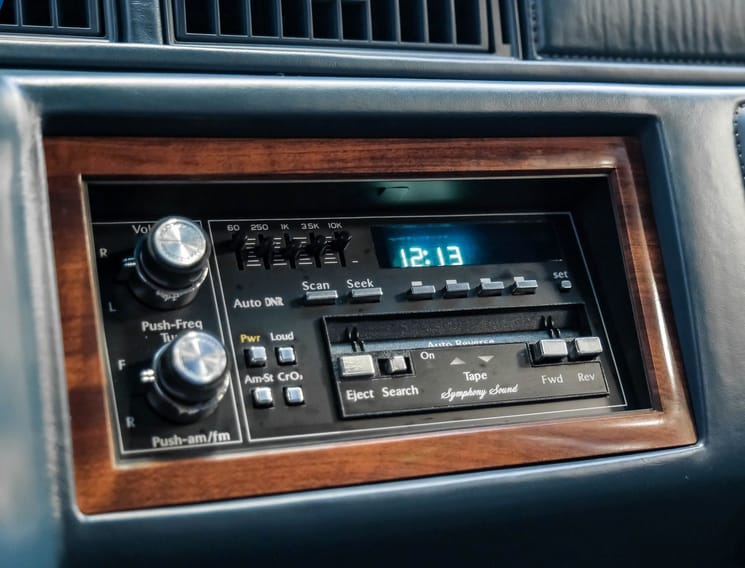 Screenshot 2025 12 15 at 23 46 45 1993 Cadillac Coupe DeVille Classic Cars for Sale Streetside Classics