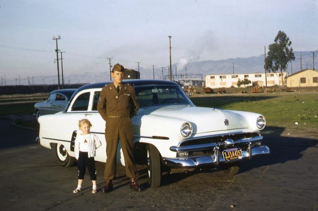Classic Fords In Their Prime: Vintage Photos From The 1950s 6