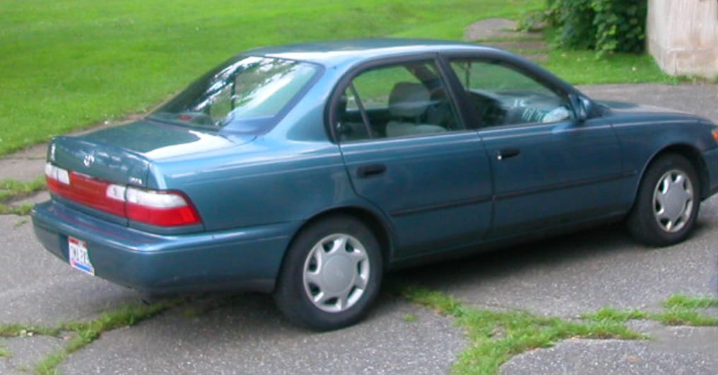 1996 Toyota Corolla before wreck
