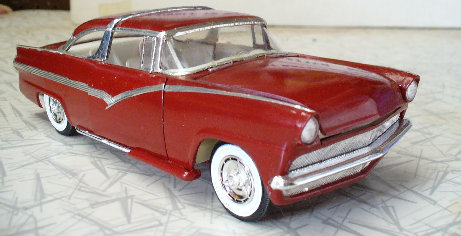 A Scale Model Gallery Of 1956 Ford Cars 12 56Fordcustom1