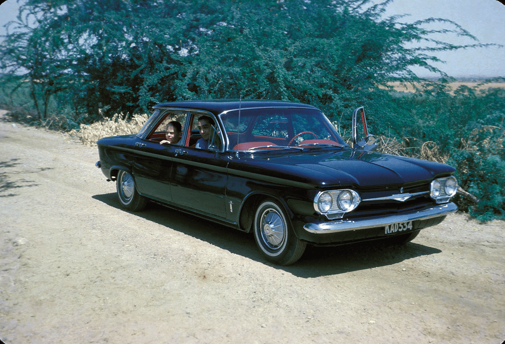 Vintage Photos Of Chevrolet In The 1960s & 1970s: An American Icon In Its Heyday 3 Captura de pantalla 2025 10 14 15.01.18