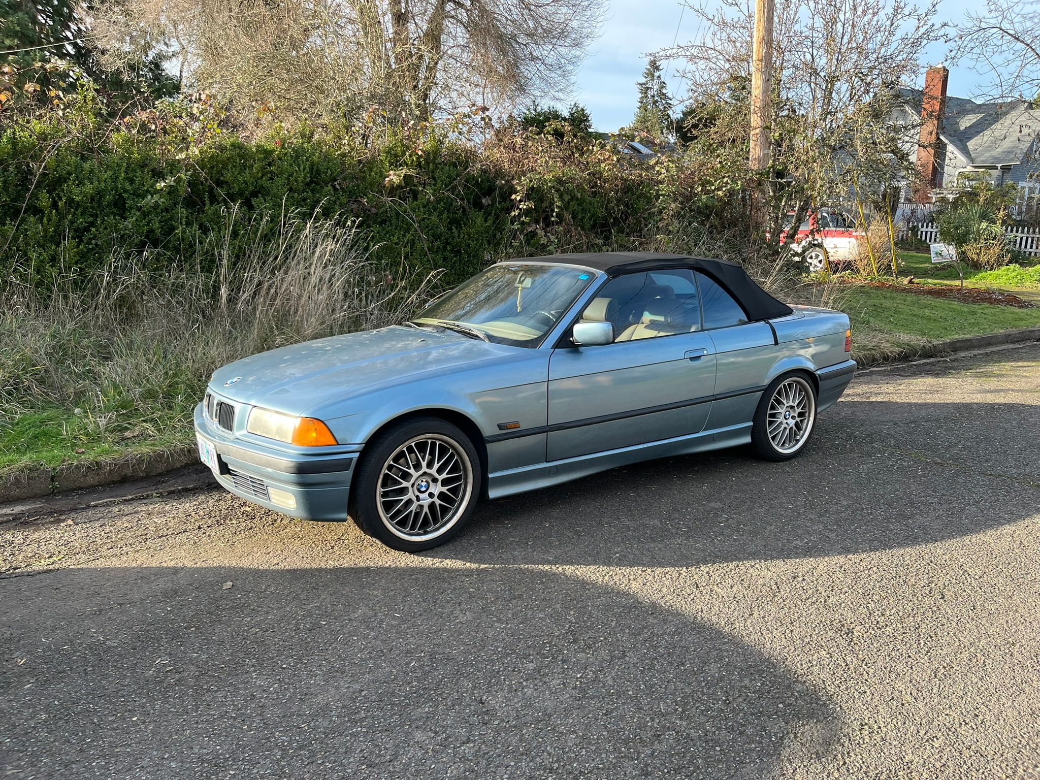 My Tenants Drive Curbside Classics: '89 Peugeot 505 Wagon, '71 BMW 2002, '99 Acura Integra, '59 Chevy, And More 14 IMG 0249