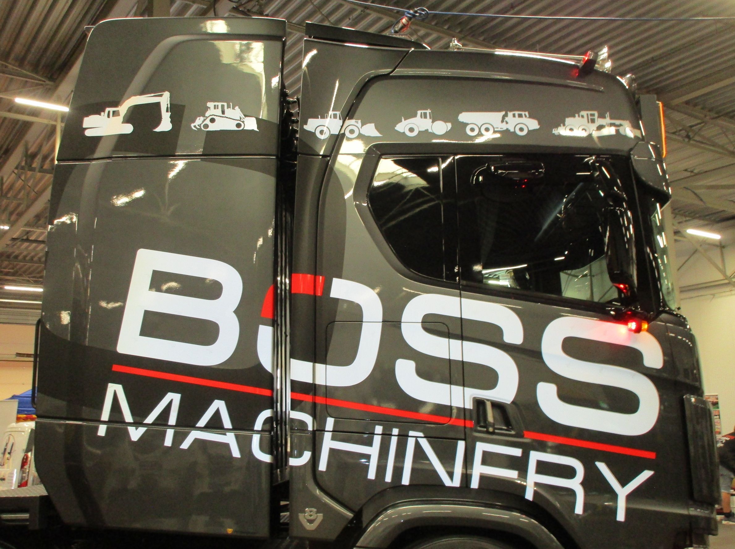 2024 Scania 770S V8 8x4/4 Heavy Haulage Tractor - Boss Machine 3 Boss Machinery - 2024 Scania 770S V8 8x4/4 heavy haulage tractor - 3