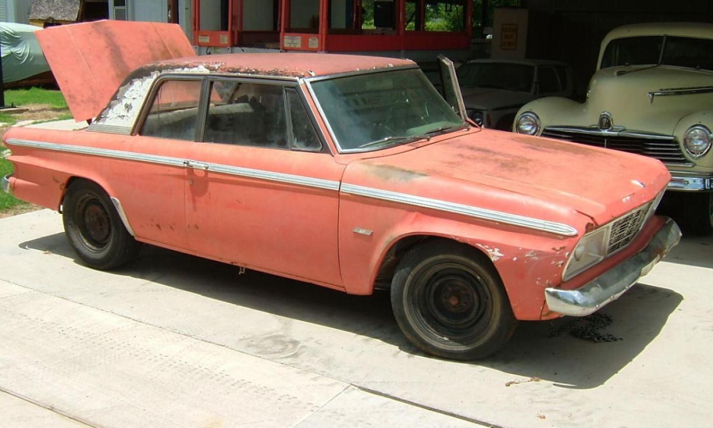 Picture of a faded Sienna Red 1965 Studebaker Daytona Sports Sedan