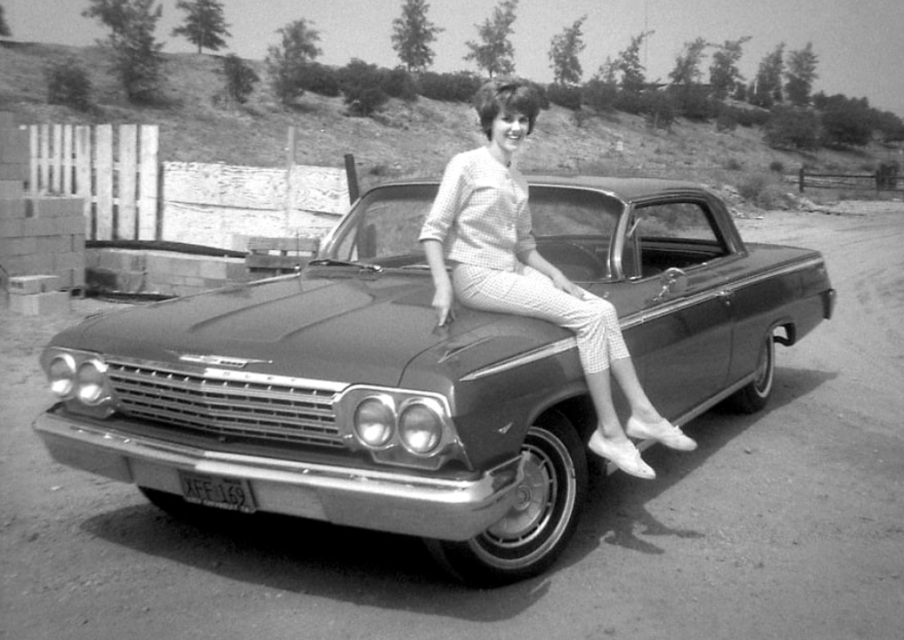 Vintage Photos Of Chevrolet In The 1960s & 1970s: An American Icon In Its Heyday 4 Screenshot 20240722 051432