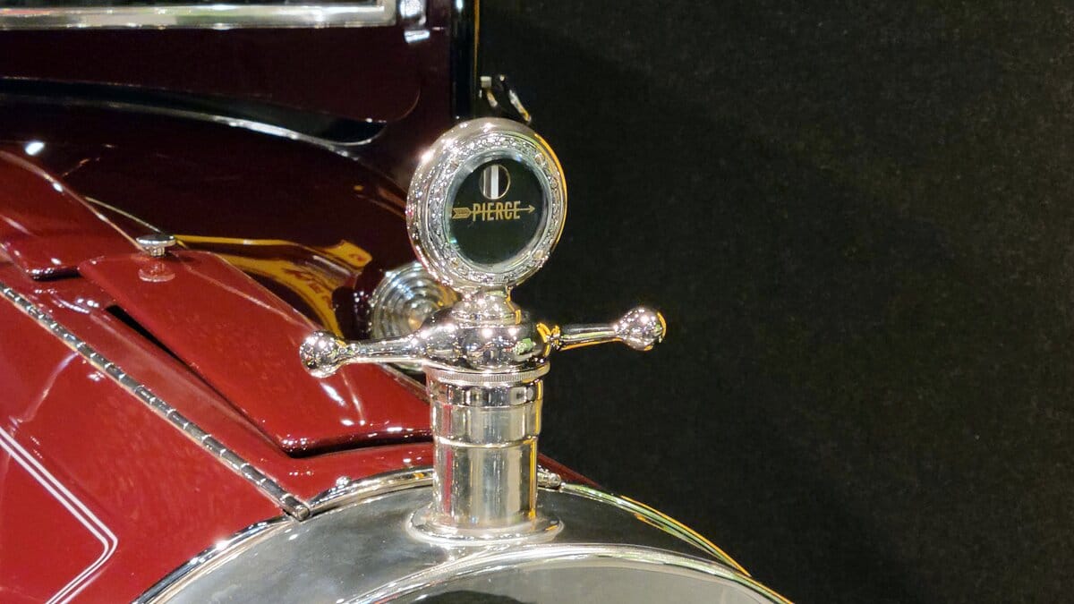 A Visit To The Blackhawk Auto Museum -- A Car Collection That Blurs The Line Between Art and Engineering 13 rsz blackhawk 029
