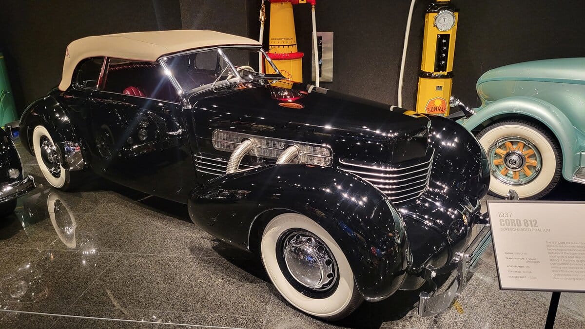 A Visit To The Blackhawk Auto Museum -- A Car Collection That Blurs The Line Between Art and Engineering 50 rsz blackhawk 042
