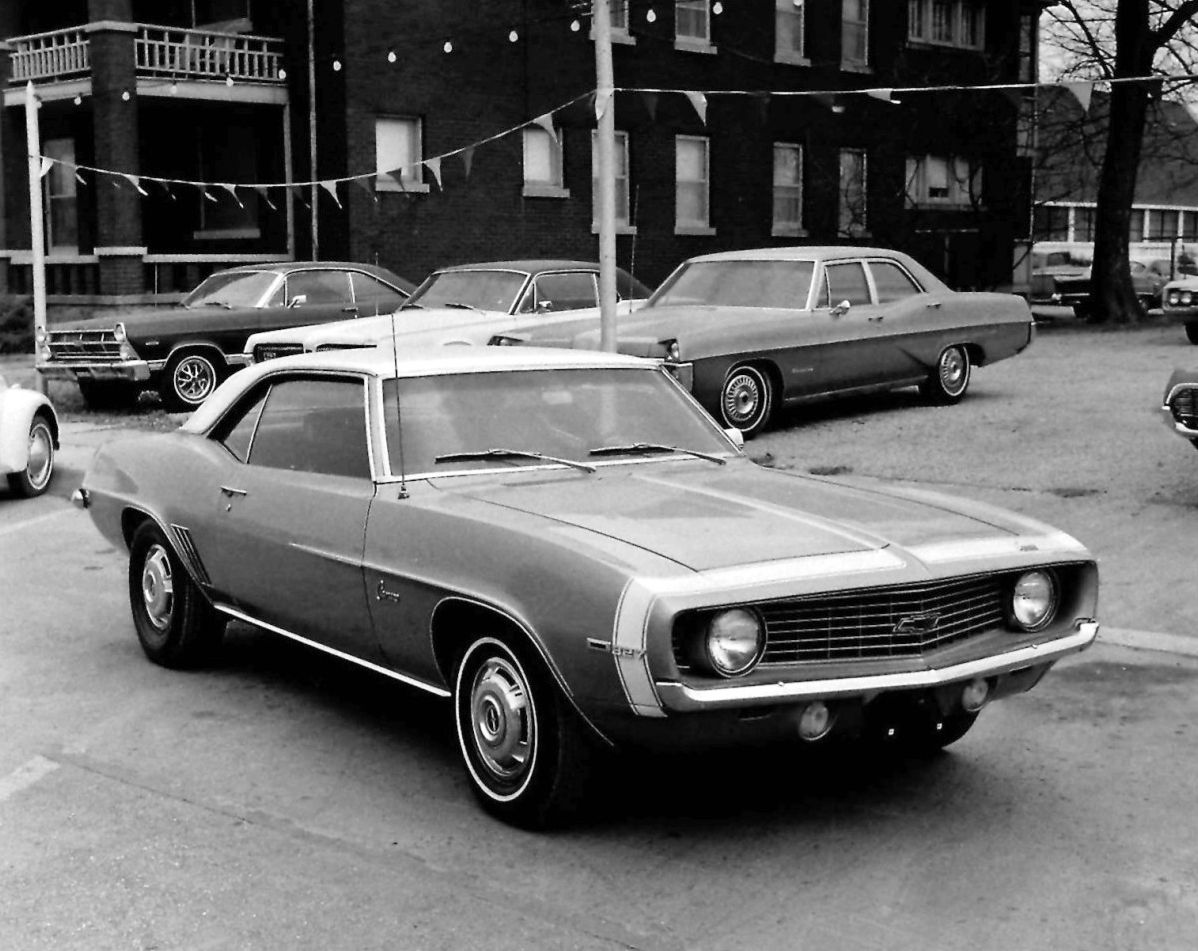 Vintage Photos Of Chevrolet In The 1960s & 1970s: An American Icon In Its Heyday 8 tumblr 46808f05c0d7a474b99171b1ed79bec4 53e33947 1280