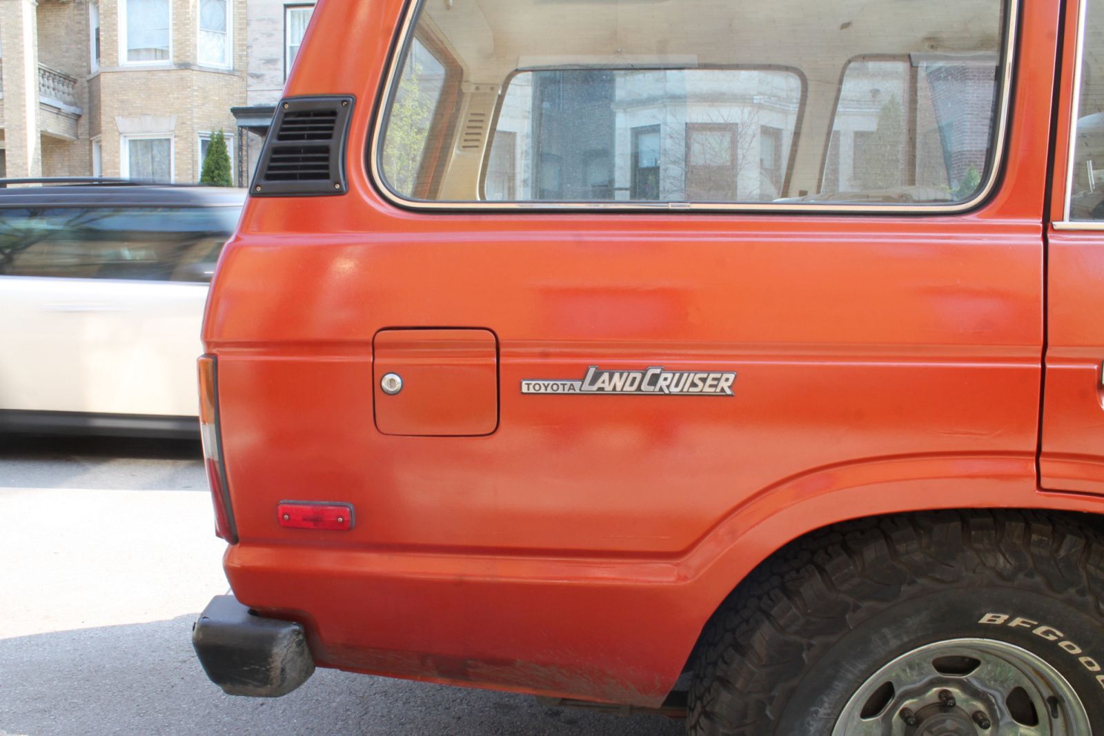 1987 Toyota Land Cruiser Series 60. Edgewater, Chicago, Illinois. Saturday, April 24, 2021.