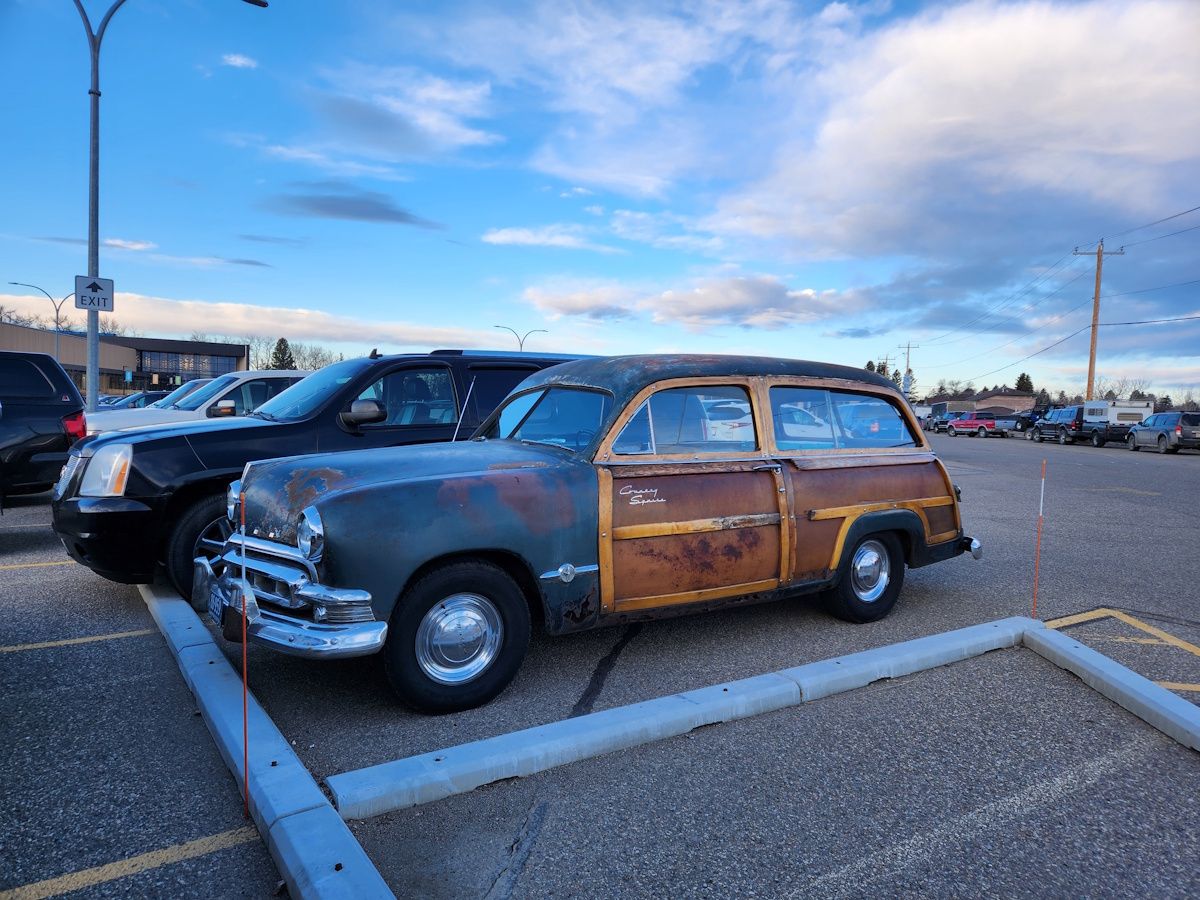 Rare Find: 1951 Meteor Country Squire - Canadian Woodie Wagon 12 1951 Meteor Country Squire side