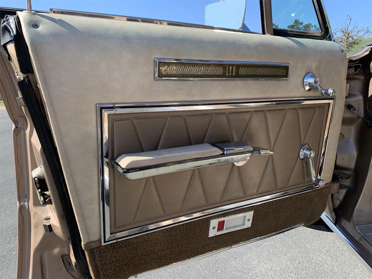 1966 Mercury Park Lane Vs. Ford LTD: Did The LTD Make Ford's Mid-Priced Mercury Obsolete? 17 Driver's door trim of a 1966 LTD