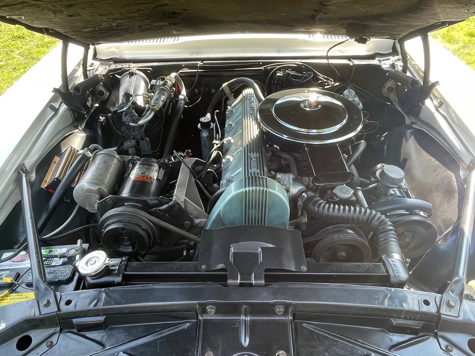 1967 Pontiac Firebird Sprint OHC Versus Firebird 400 (Vintage Car Life Comparison): Overhead Cam Versus Cubic Inches 11 OHC six in a 1967 Firebird