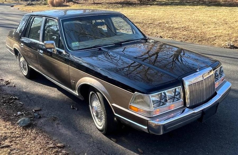 85LincolnContinentalNJb.jpg.c8ccca2e75a3941dd1fc6fffce91b5a71