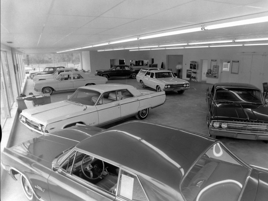 Inside a 1960s Oldsmobile Dealership In Indiana 2 Captura de pantalla 2026 02 20 15.22.18