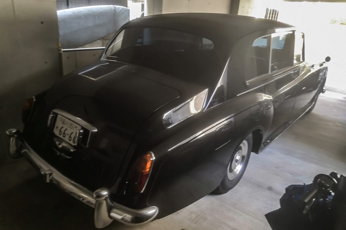 Curbside Find: 1972 Rolls-Royce Phantom VI – Last Barge-On-Frame Roller 5 IMG 20240220 115641 edited
